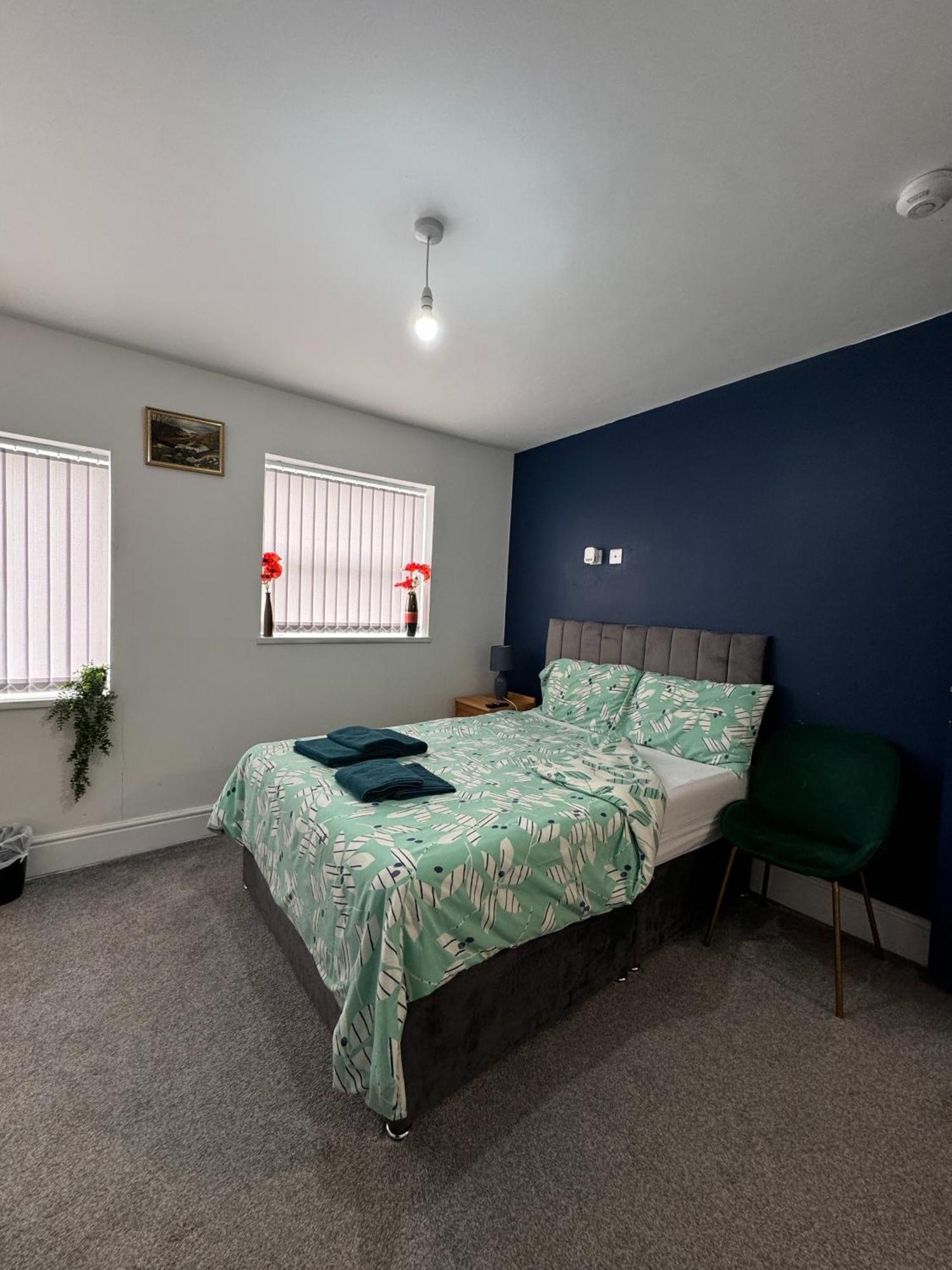 Ur Place Failsworth Екстериор снимка